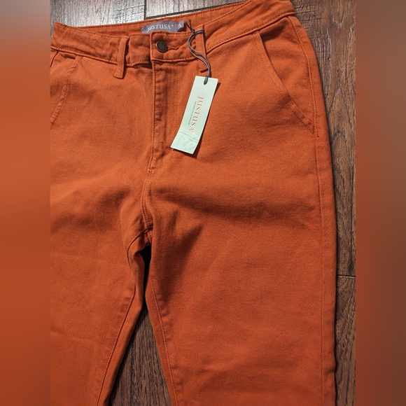 Just USA Women's High Rise Slim Straight Leg Jeans AB182 Rust Size 29 / 8 NWT! - Picture 3 of 16